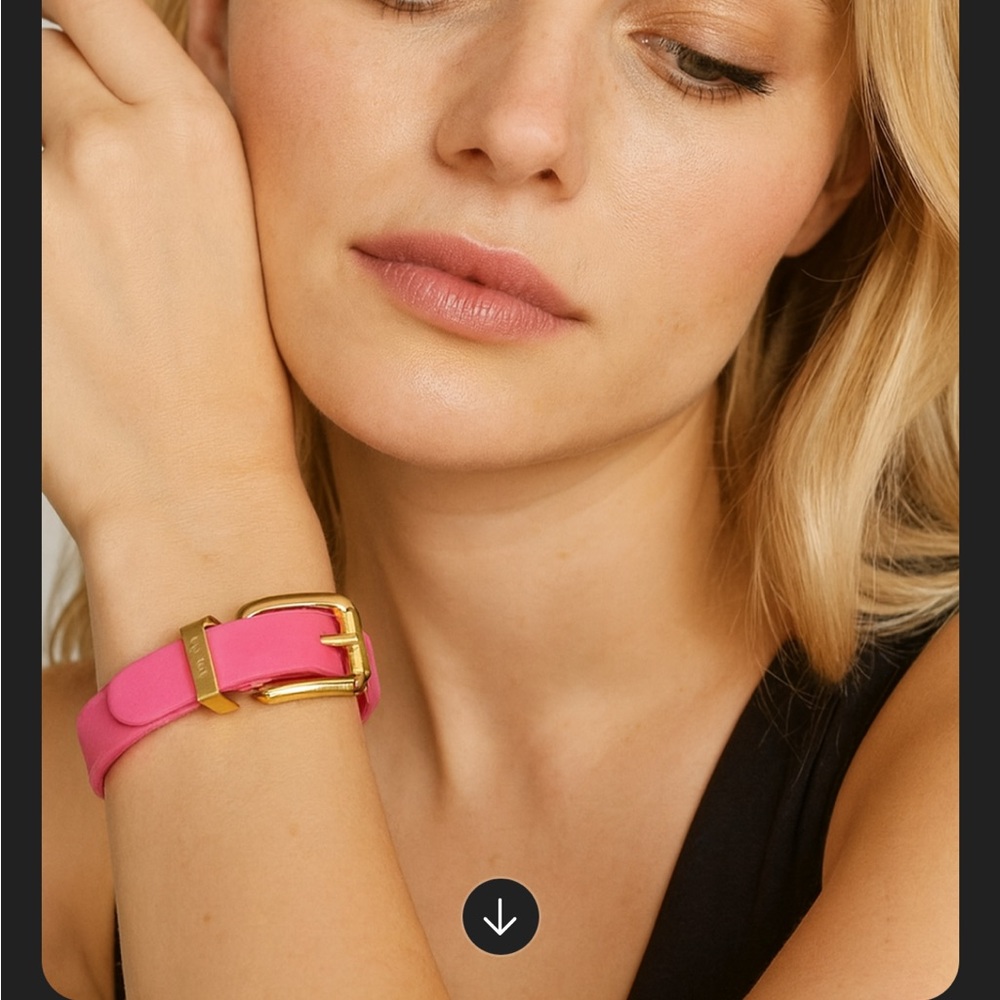 Marc Jacobs Pink Leather Bracelet with Gold-Tone Buckle